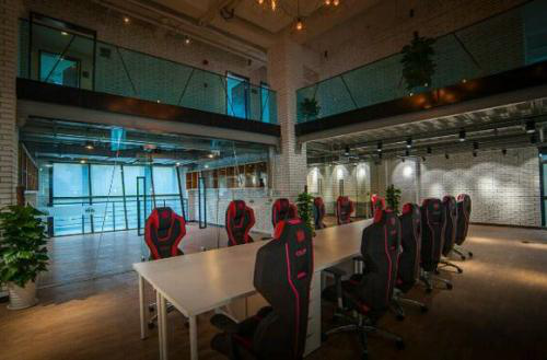 RNG夺冠背后,中国电竞的荣辱兴衰史 RNG夺冠背后,中国电竞的荣辱兴衰史