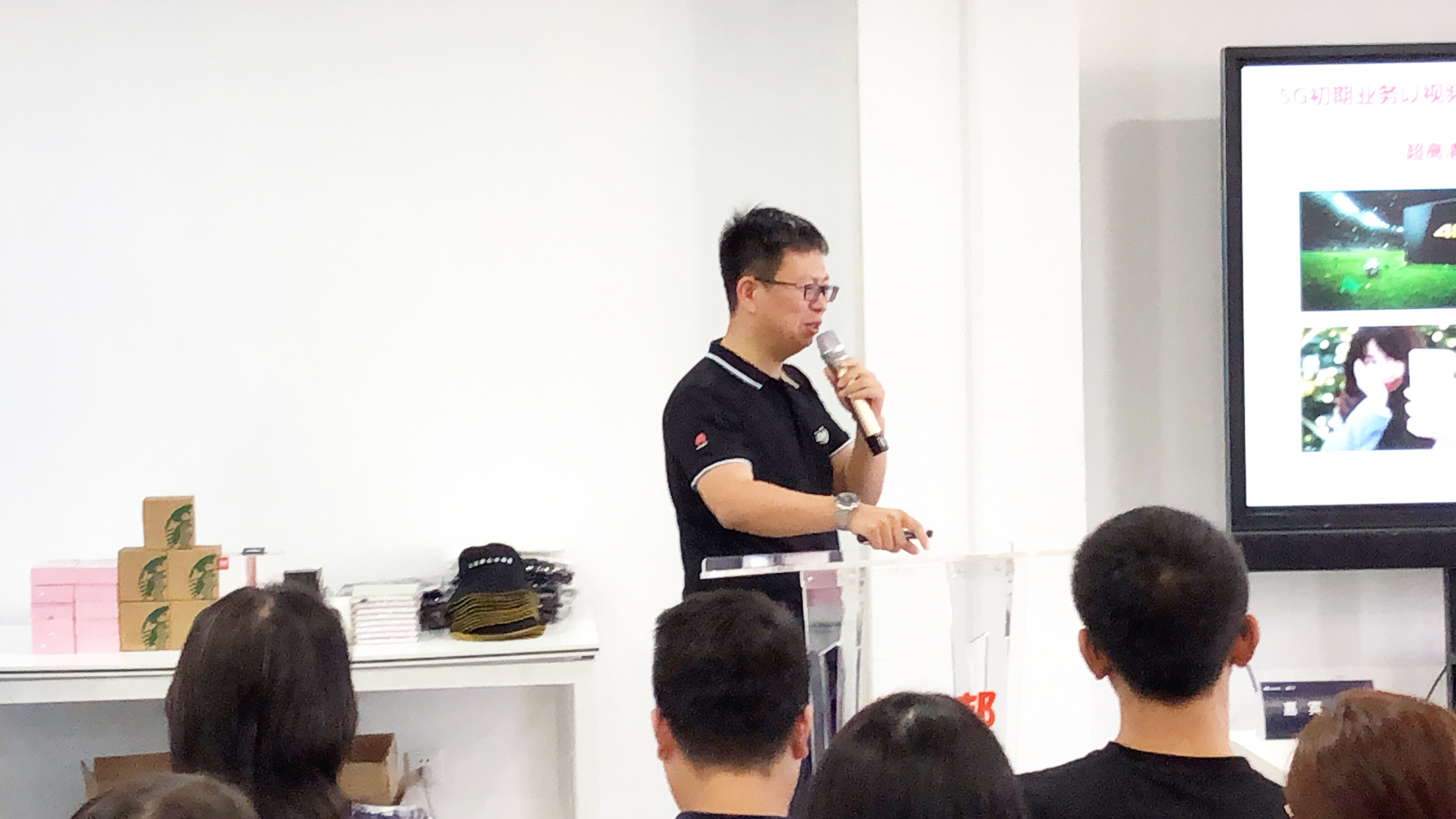 李治慧.jpg 李治慧.jpg