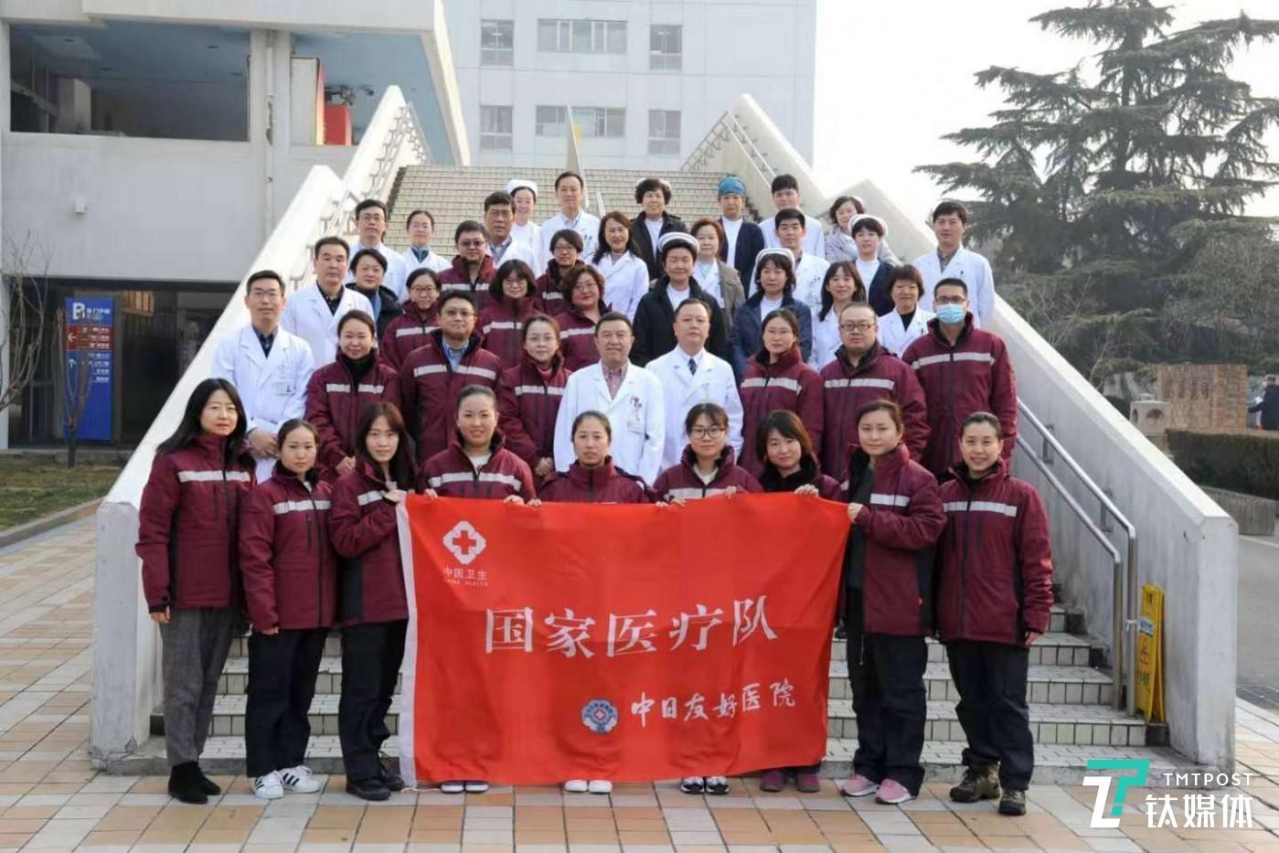 从诊断到治疗,ICU病房里的黑科技 中日友好医院医疗队