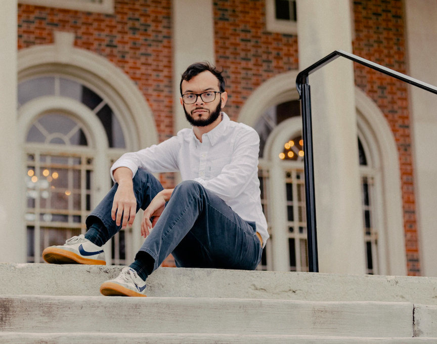 天才程序员的传奇人生:项目被总统抢走,在瞄准镜下写完代码后被捕入狱