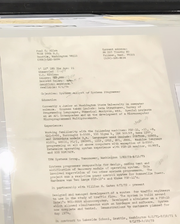 乔布斯 1973 年求职申请表曝光，拍出22万 美元高价