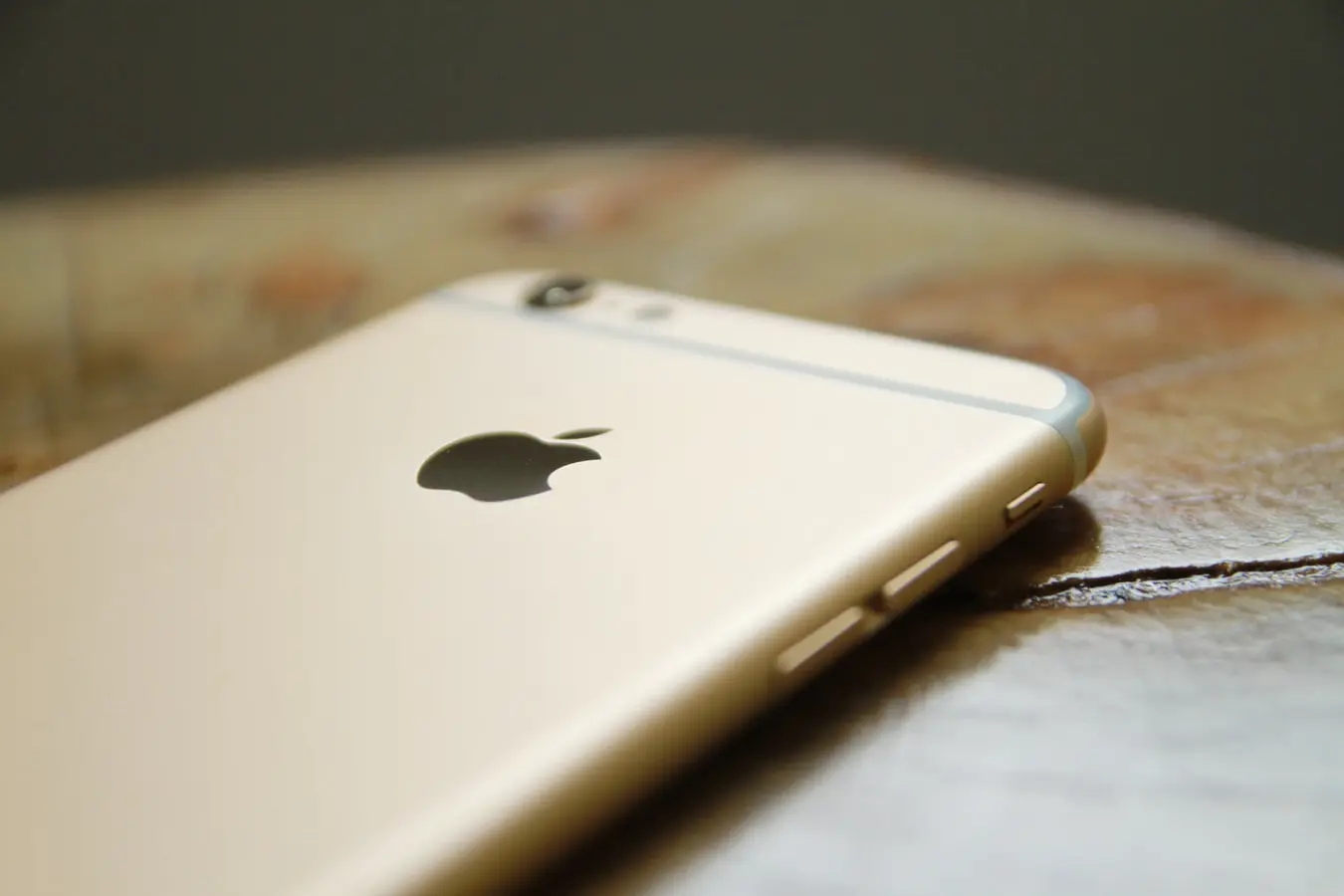 apple-phone.webp.jpg